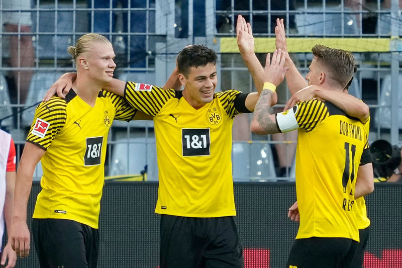 Haaland 'lên đồng', Dortmund khởi đầu mùa giải mới như mơ
