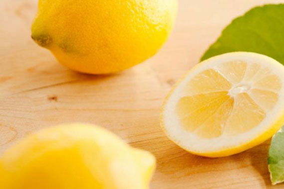 Làm sạch nhà cực hiệu quả và tiết kiệm với chanh