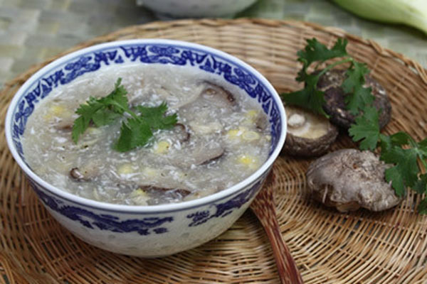 Món ngon mỗi ngày: Cách làm súp gà ngon đúng vị