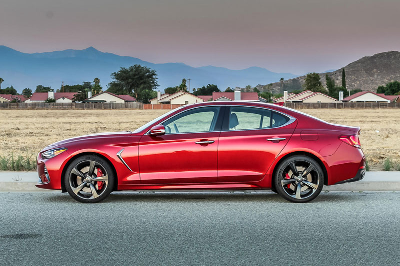 Top 10 xe sedan hạng sang cỡ nhỏ tốt nhất năm 2021: Vinh danh Genesis G70