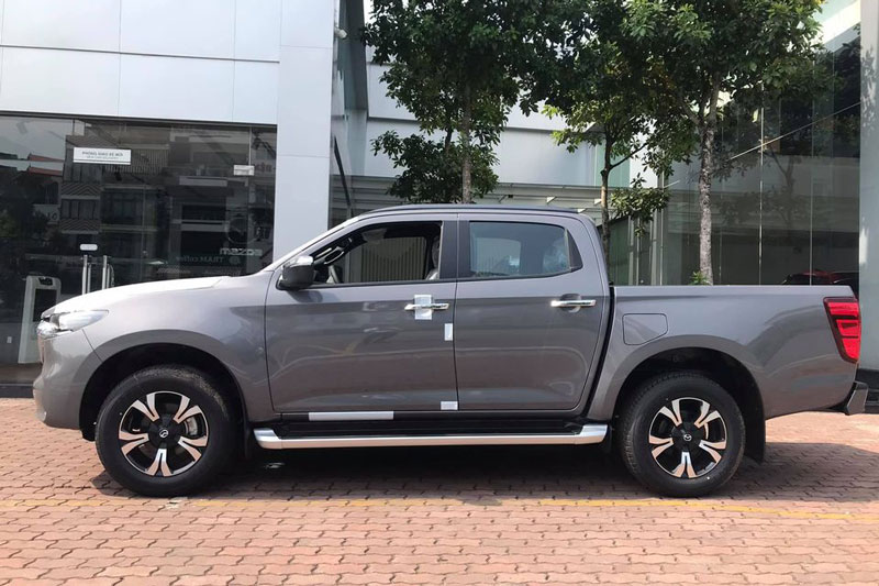 Ngắm Mazda BT-50 thế hệ mới tại Việt Nam, giá khởi điểm 659 triệu đồng