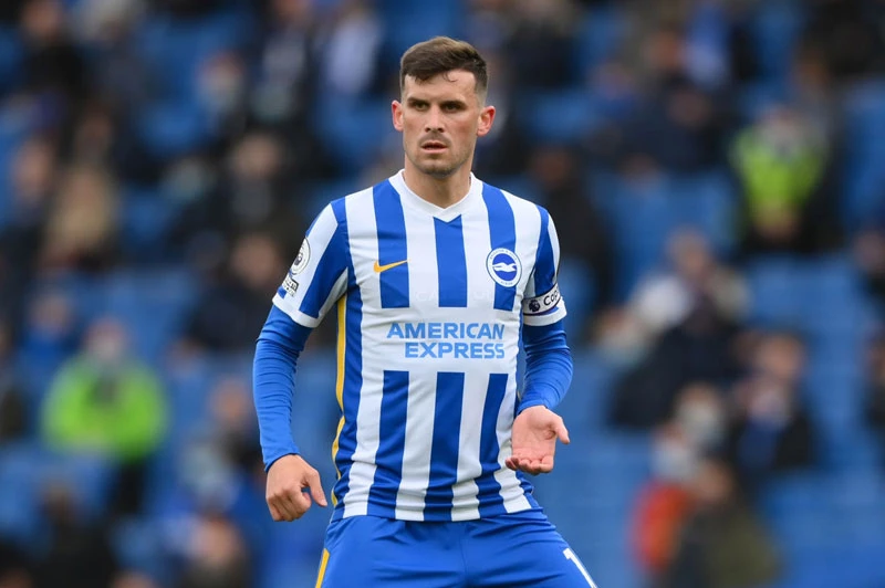 Hậu vệ trái: Pascal Gross (Brighton).