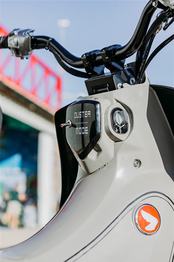 Honda Cub C125 được độ phong cách địa hình ảnh 8 Honda Cub C125 độ theo phong cách xe địa hình - 8