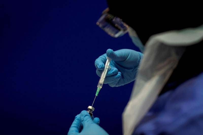 Vì sao người từng mắc COVID-19 vẫn cần tiêm vaccine?