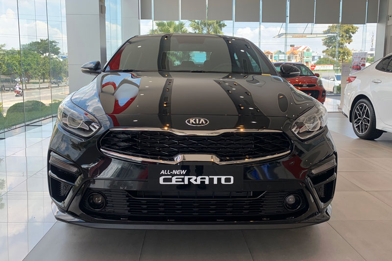 Kia Việt Nam ưu đãi lên tới 100 triệu đồng cho khách hàng mua xe trong tháng 8