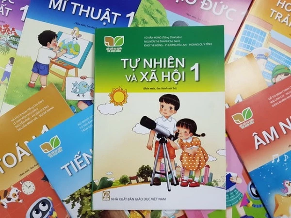 NXB Giáo dục Việt Nam kiến nghị đưa sách giáo khoa vào danh mục mặt hàng thiết yếu.