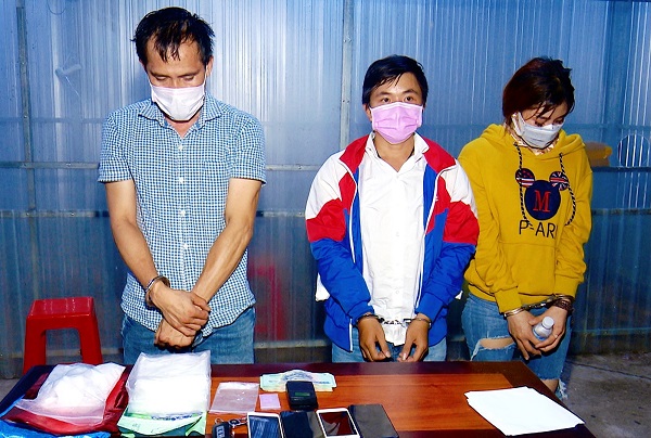 Bạc Liêu: Lợi dụng xe “luồng xanh” vận chuyển trái phép ma túy