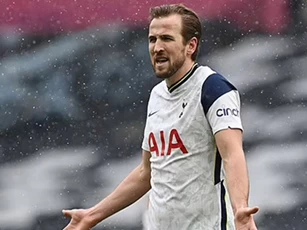 Kane cáo buộc chủ tịch Tottenham nuốt lời