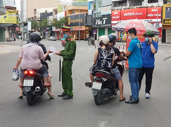 Lực lượng tình nguyện viên tham gia phòng, chống dịch sẽ được TP Đà Nẵng ưu tiên tiêm vaccine đợt này