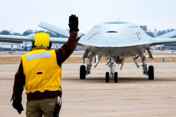 'MQ-25 giúp tàu sân bay Mỹ hoạt động ngoài tầm bắn Zircon'