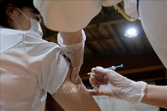 WHO: Không cần thiết tiêm mũi vaccine tăng cường