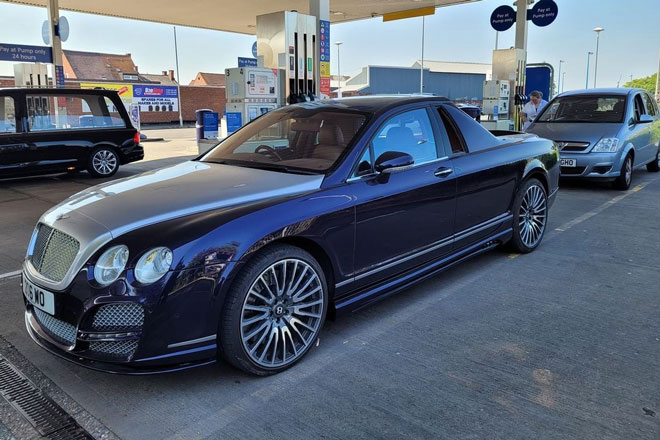 Siêu xe Bentley Flying Spur 'biến hình' thành xe bán tải