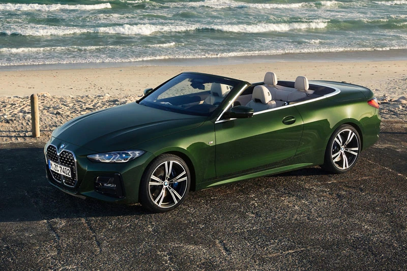 7. BMW 4 Series Convertible 2022.