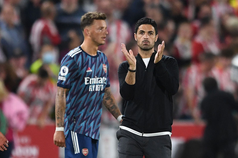 Arteta càng gỡ, Arsenal càng rối