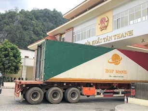 Trung Quốc thay đổi quy trình giao nhận hàng hóa qua cửa khẩu Tân Thanh