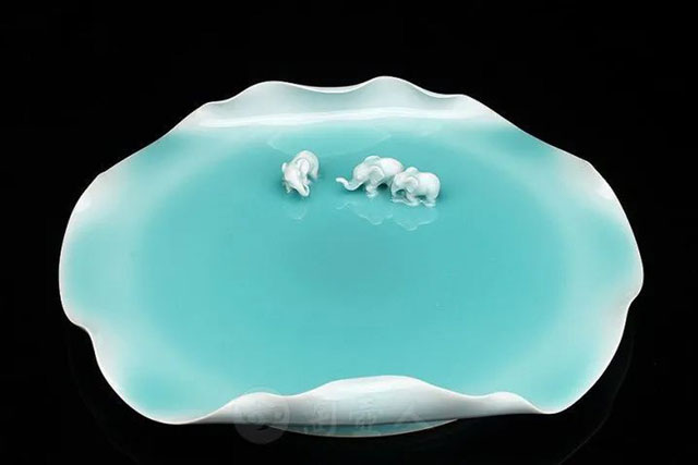 Thưởng thức vẻ đẹp của một trong những báu vật được giao thương nhiều nhất trên “Con đường tơ lụa”