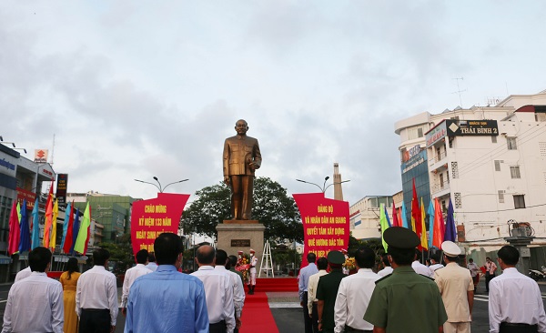 An Giang kỷ niệm 133 năm Ngày sinh Chủ tịch Tôn Đức Thắng