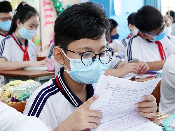 Thay đổi cách đánh giá học sinh, không dựa trên điểm trung bình tất cả các môn