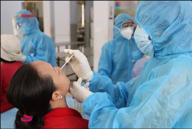 Vì sao số ca nhiễm COVID-19 trong cộng đồng ở TP Hồ Chí Minh tăng nhanh?