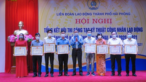 Hơn 100 hồ sơ dự thi Sáng tạo kỹ thuật công nhân lao động Hải Phòng 