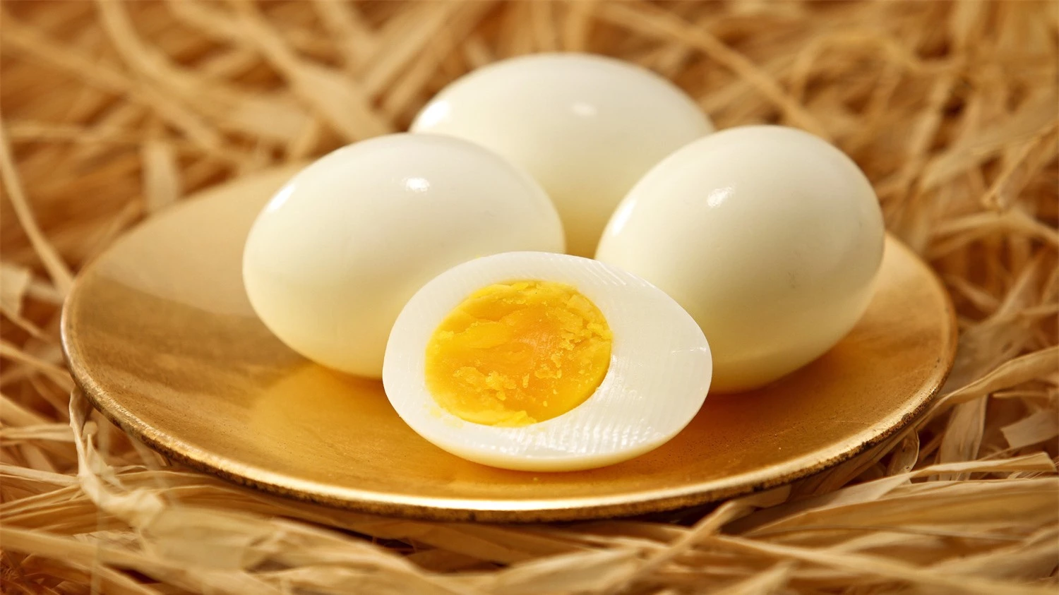 Ăn trứng thường xuyên giúp phụ nữ thụ thai tốt hơn