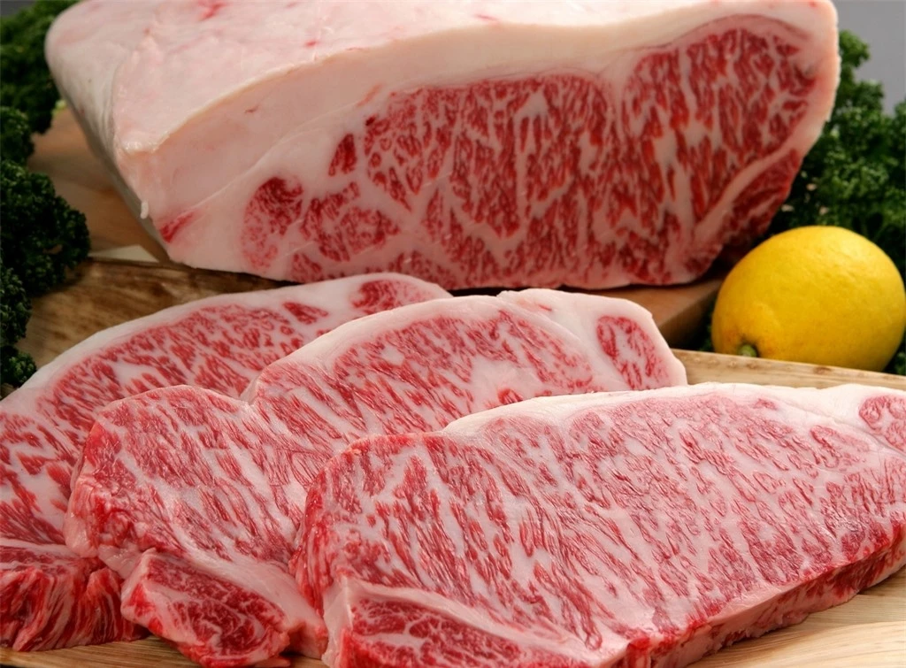 Tại sao thịt bò Kobe Wagyu lại đắt? Khám phá cuộc sống 