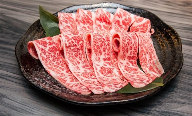 Tại sao thịt bò Kobe Wagyu lại đắt? Khám phá cuộc sống 