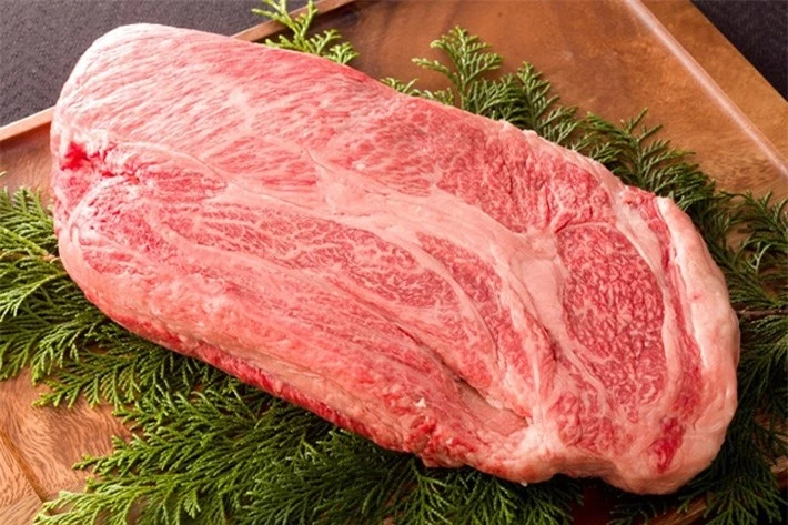 Tại sao thịt bò Kobe Wagyu lại đắt? Khám phá cuộc sống 