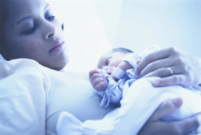 Những dấu hiệu phát hiện người mắc chứng trầm cảm sau sinh Những dấu hiệu phát hiện người mắc chứng trầm cảm sau sinh
