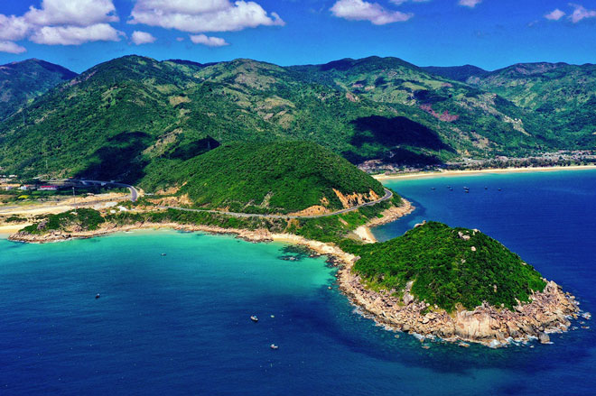 Đèo Cả, đèo Cổ Mã dọc đường về từ mũi Đại Lãnh