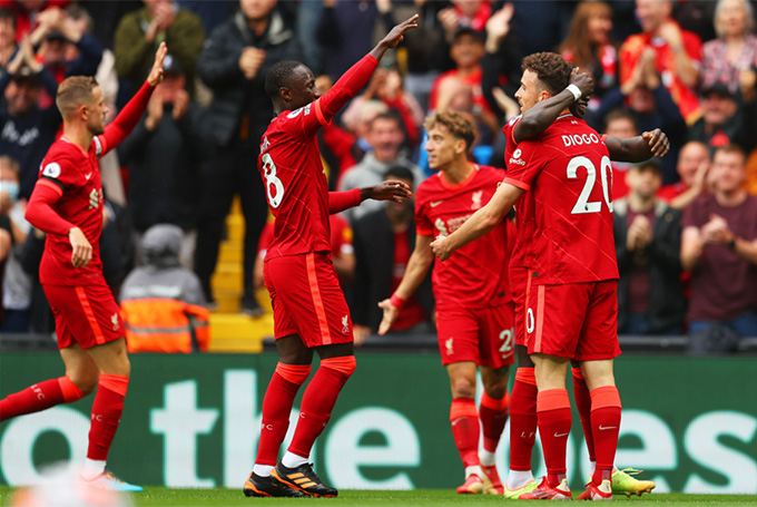 Salah vô duyên, Liverpool vẫn thắng dễ Burnley 