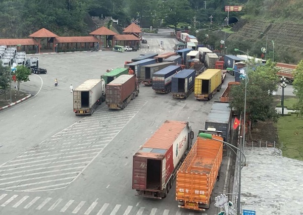 Buôn bán tiểu ngạch với Trung Quốc nên chuyển sang xuất khẩu chính ngạch 