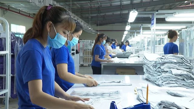 TP Hồ Chí Minh không áp dụng ‘4 xanh’, doanh nghiệp ‘3 tại chỗ’ không được đổi người sau ngày 23-8