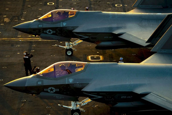 F-35C nâng tầm Hải quân Mỹ: Vẫn dễ bị đánh chìm