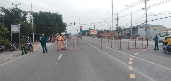 Kể từ 0h ngày 23/8, tỉnh Long An yêu cầu “ai ở đâu ở đó”.