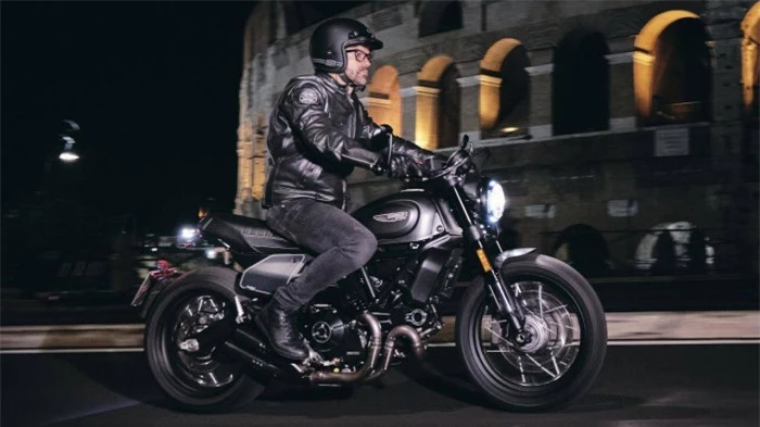 Cận cảnh Ducati Scrambler Nightshift huyền bí, giá 355 triệu đồng 18