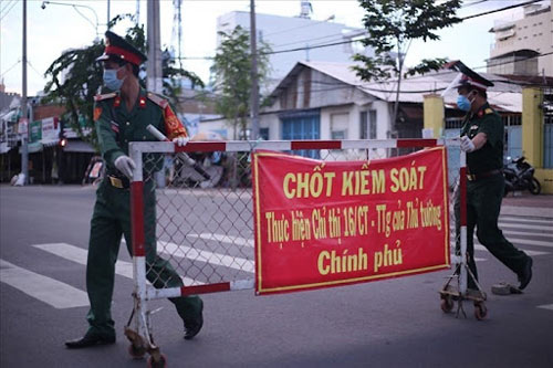 TP Hồ Chí Minh: Triệt để giãn cách, siết chặt kiểm soát đi lại; bảo đảm đủ hàng hóa, hỗ trợ 2 triệu gói an sinh