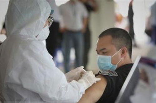 Tiêm vaccine COVID-19 mũi 2 chậm có làm ảnh hưởng đến hiệu quả của miễn dịch?