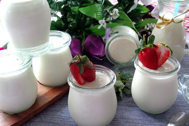 Chống lão hóa hiệu quả cho phụ nữ từ sữa chua sen