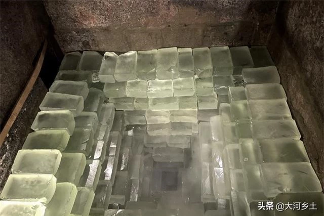 Ngôi mộ cổ 2.000 năm có cả “bồn cầu xả nước và tủ lạnh” khiến ai cũng choáng 8
