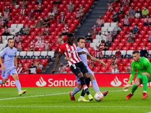 Ngày đen tối của hàng thủ Barcelona