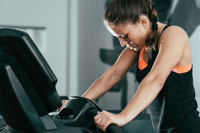 4 điều phụ nữ tuyệt đối không nên làm trước khi đi ngủ nếu muốn giữ gìn nhan sắc