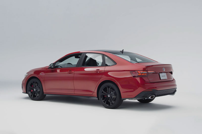 Ngắm sedan đẹp long lanh, công suất 228 mã lực, cạnh tranh với Honda Civic, Mazda3