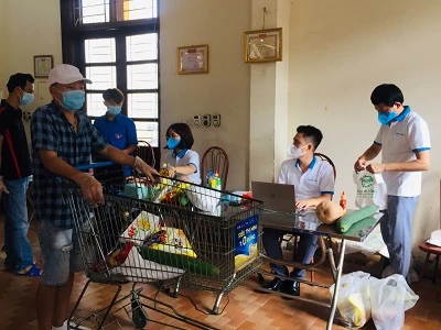 (Hoạt động này sẽ phục vụ người dân có hoàn cảnh khó khăn tại 4 phường Phú Lãm, Yên Nghĩa, Biên Giang và Đồng Mai.
