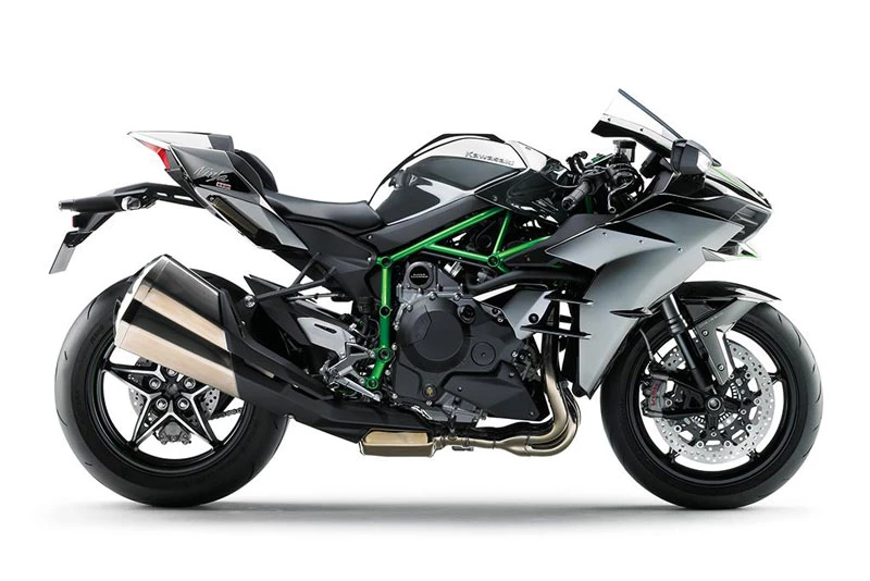 =6. Kawasaki Ninja H2 (thời gian tăng tốc từ 0-96 km/h: 2,6 giây).