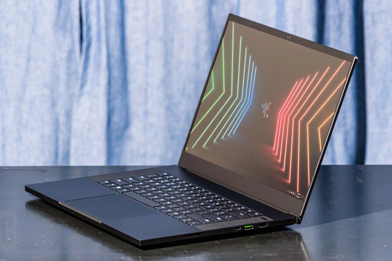 10. Razer Blade 15 Advanced.