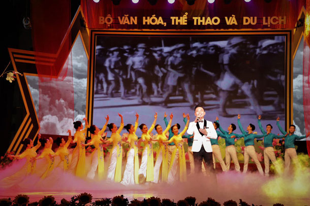 "Những mùa thu lịch sử"- Chương trình nghệ thuật đặc biệt kỷ niệm Cách mạng tháng Tám, Quốc khánh 2/9