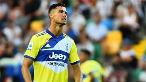 'Ronaldo là gánh nặng trên hàng công Juventus'