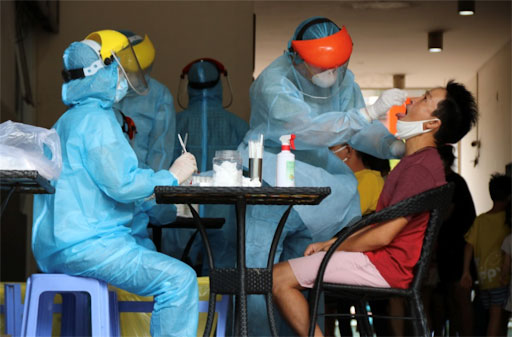 Tối 25/8: Thêm 12.096 ca mắc COVID-19, riêng TP Hồ Chí Minh đã 5.294 ca