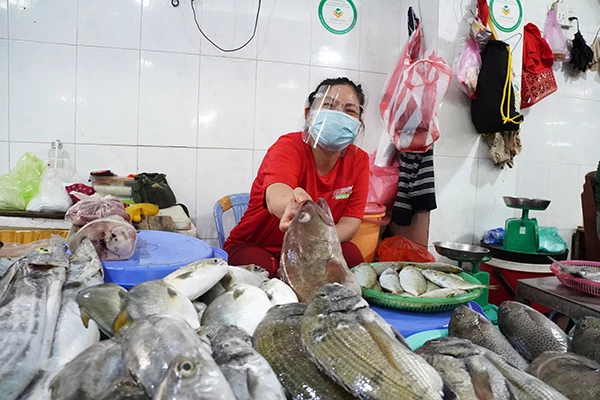Sở Công Thương Đà Nẵng đề nghị UBND TP cho phép mở lại hoạt động một số chợ truyền thống, chợ đầu mối, các cửa hàng tạp hoá